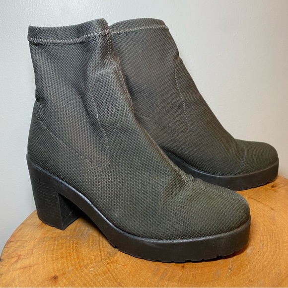 Topshop Womens Green Polyester Sock Boot US 6 Made In Italy - Picture 1 of 9